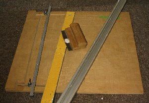 The board with band is used with the knife 
and the saw with plating